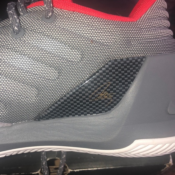 S CURRY SNEAKERS - Picture 8 of 8